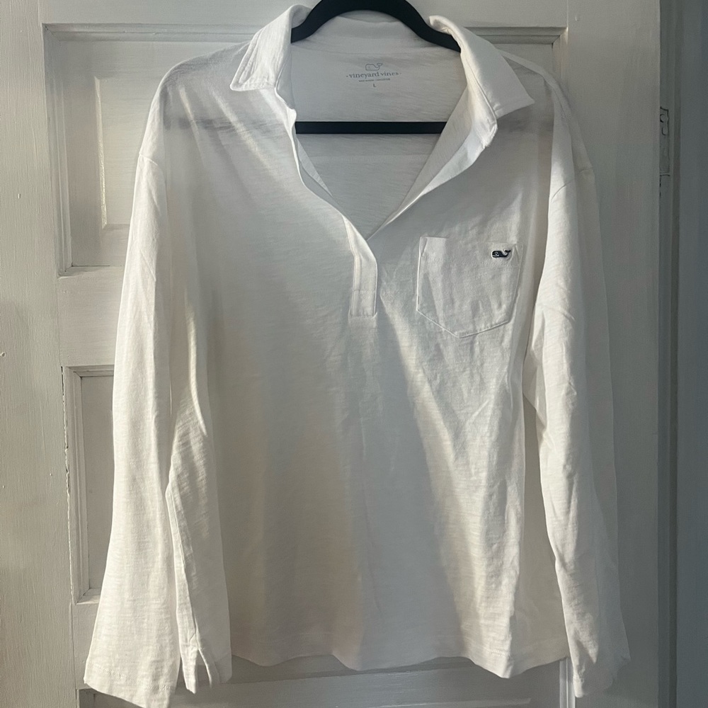 Vineyard Vines top